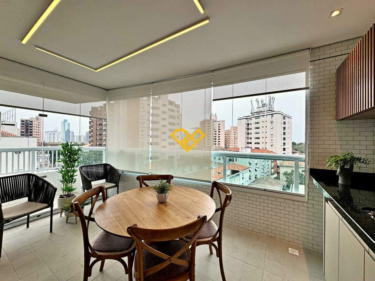 Apartamento à venda no Ponta da Praia: