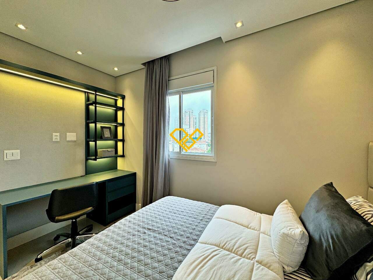 Apartamento à venda no Ponta da Praia: