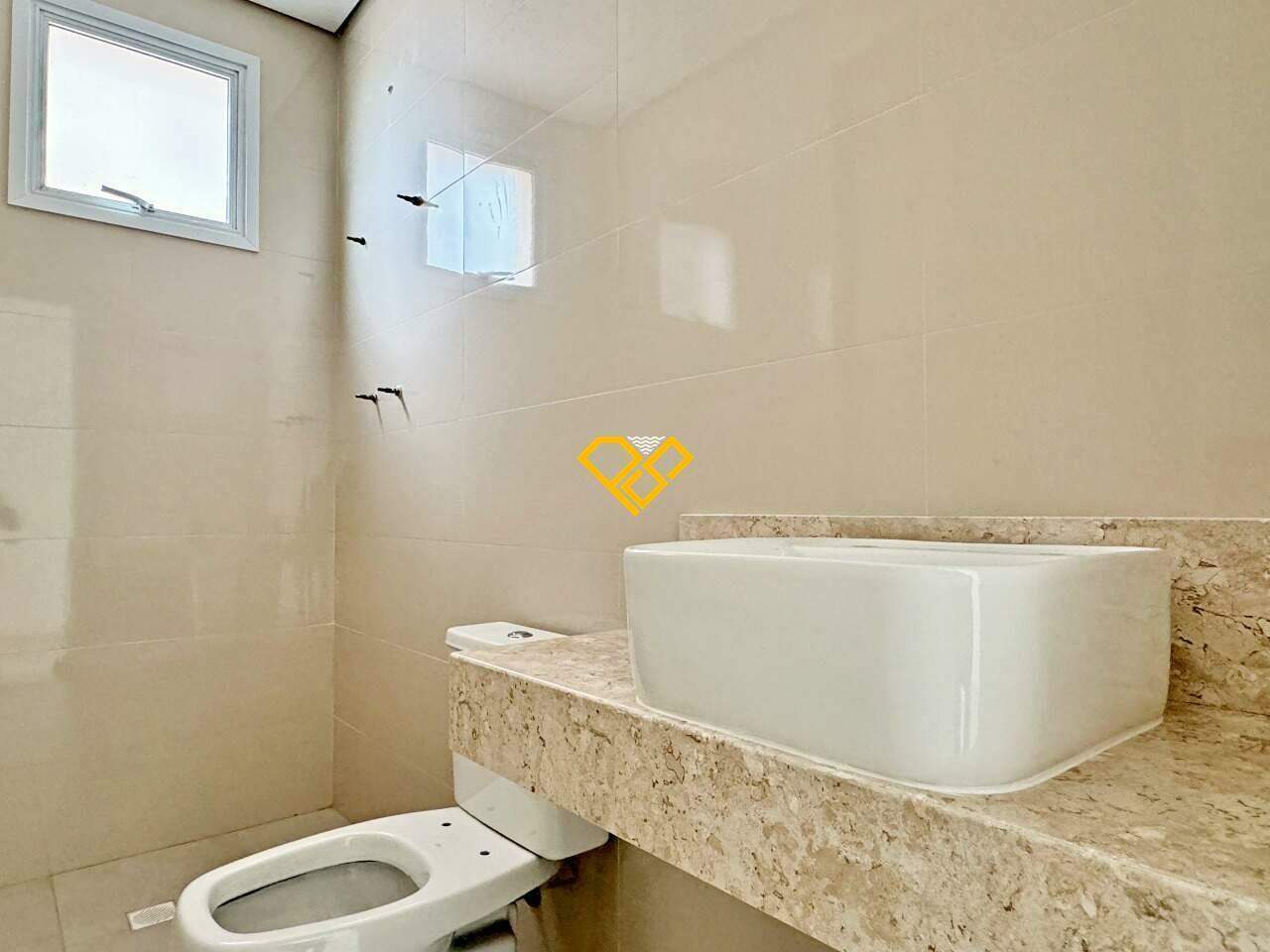 Apartamento à venda no José Menino: Wc social