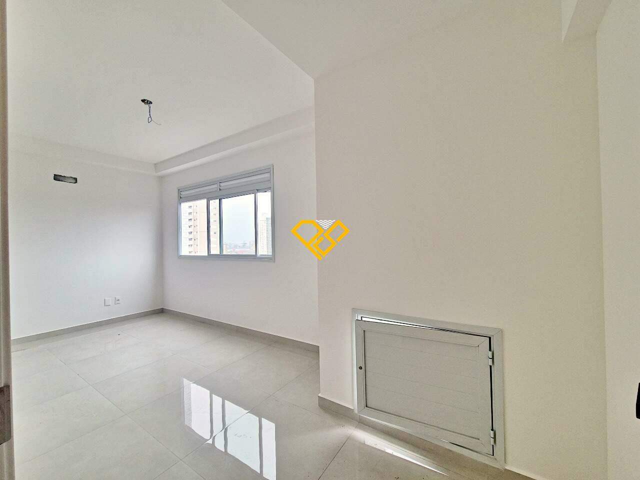 Apartamento à venda no Ponta da Praia: Sala