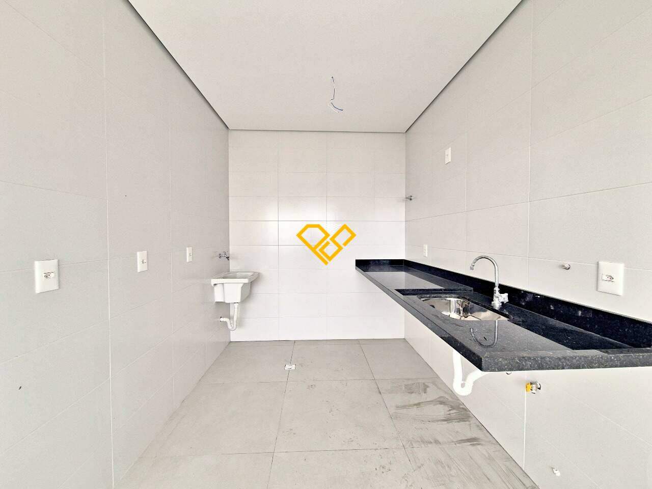 Apartamento à venda no Ponta da Praia: Cozinha