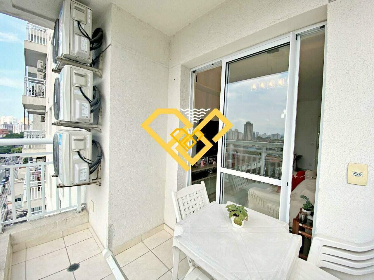 Apartamento à venda no Marapé: Varanda
