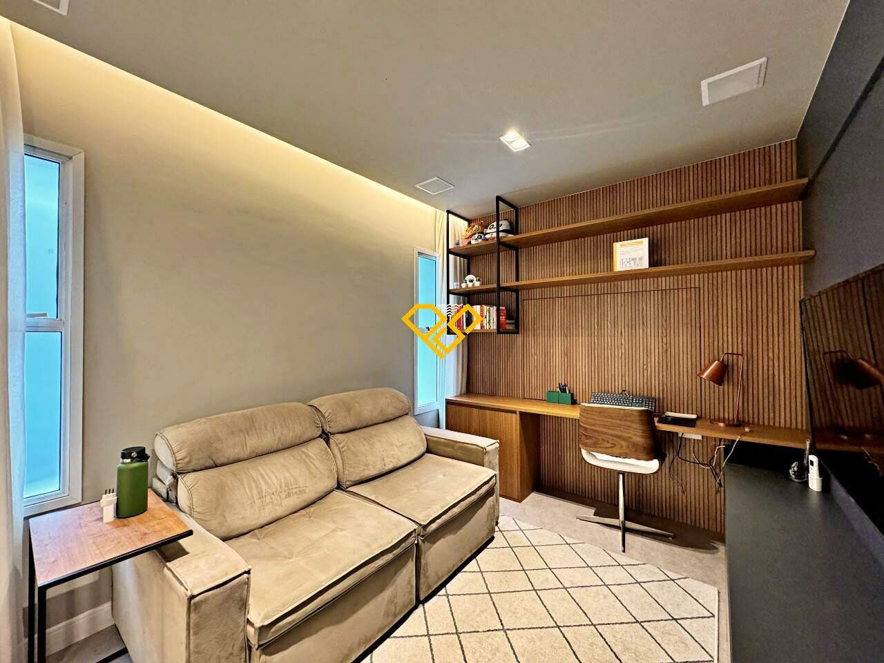 Casa à venda no Ponta da Praia: Sala