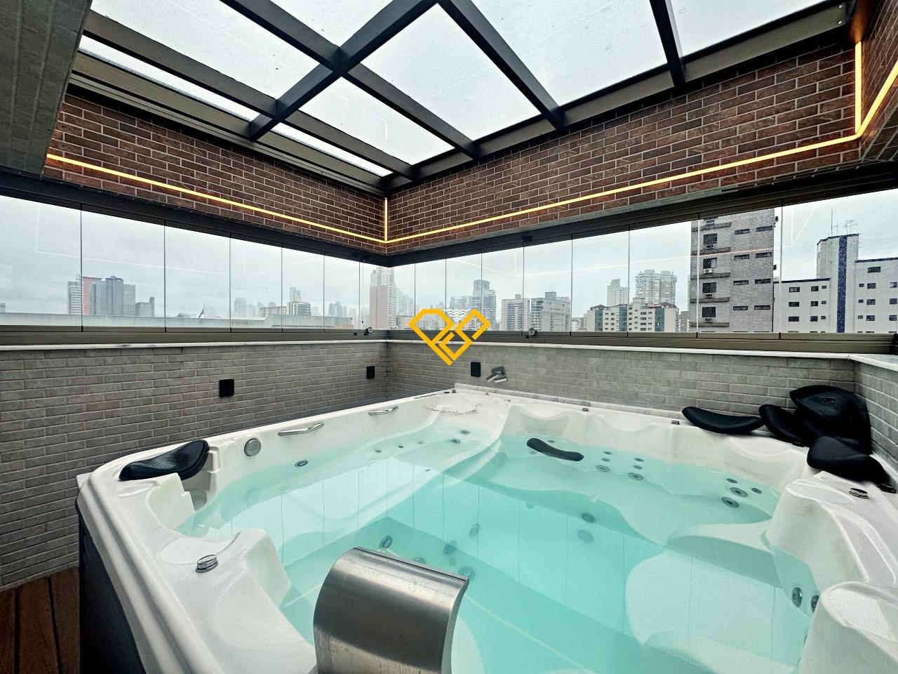 Casa para aluguel no Campo Grande: Jacuzzi