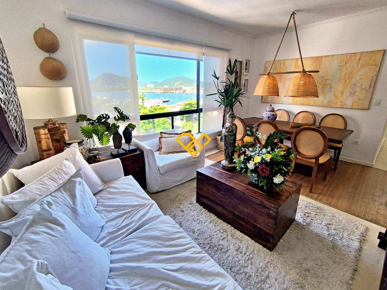 Apartamento à venda no Ponta da Praia: Sala