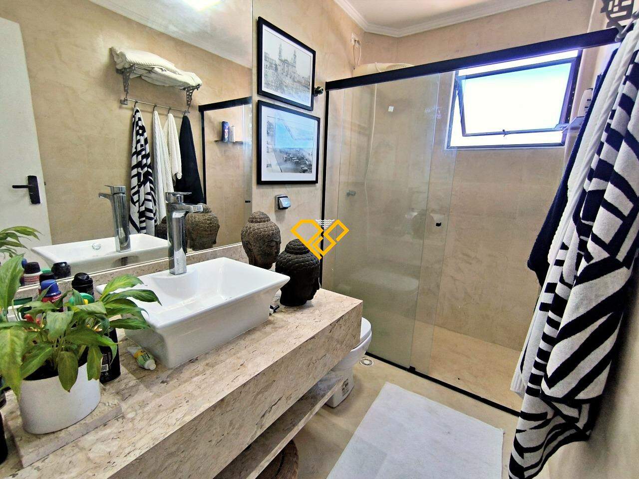 Apartamento à venda no Ponta da Praia: Wc social