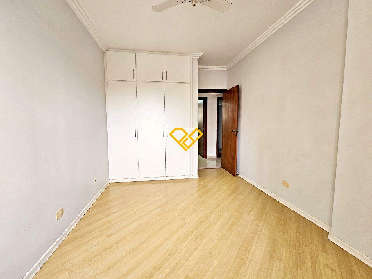 Apartamento à venda no Ponta da Praia: Dormitório 1