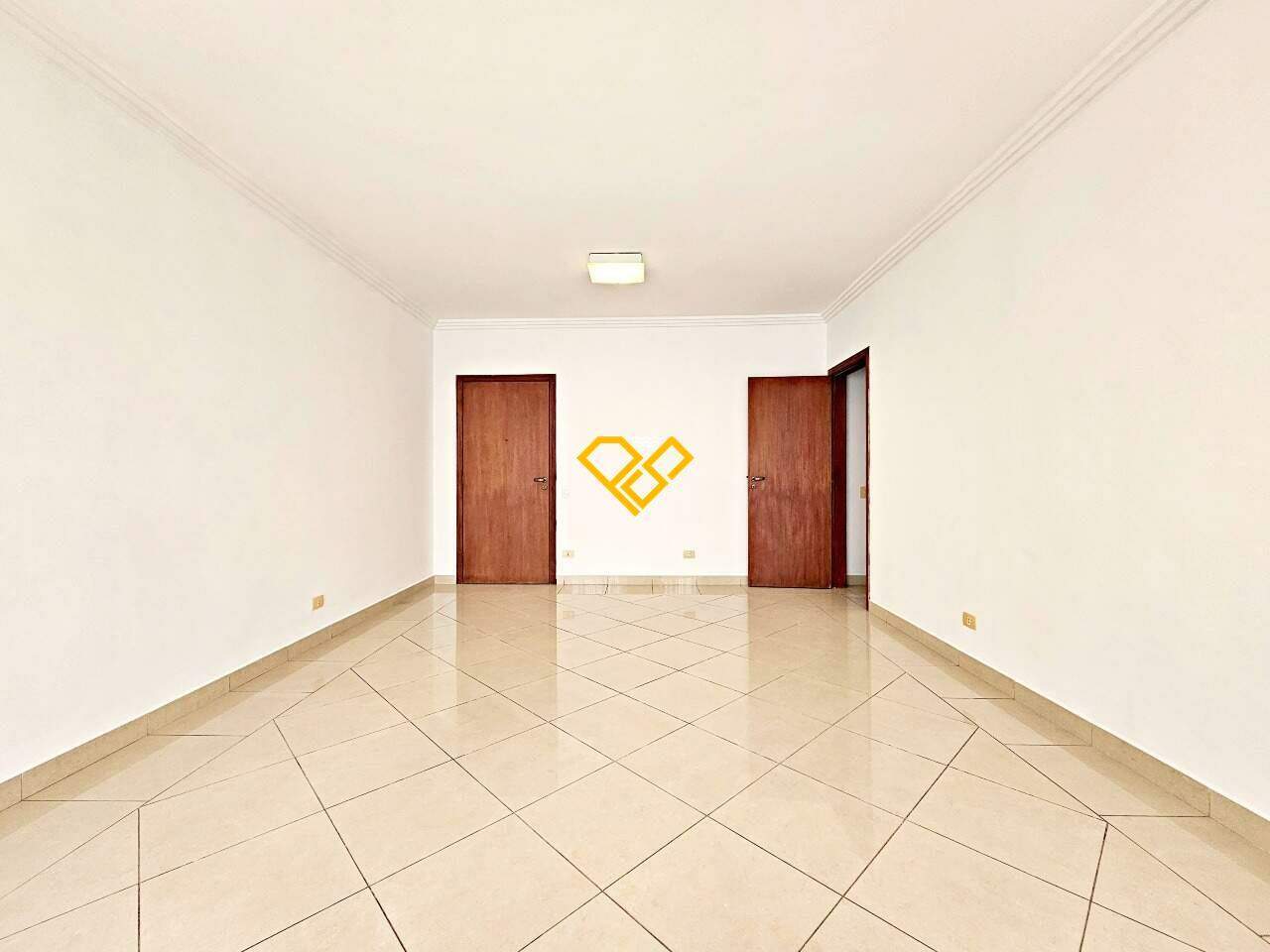 Apartamento à venda no Ponta da Praia: Sala