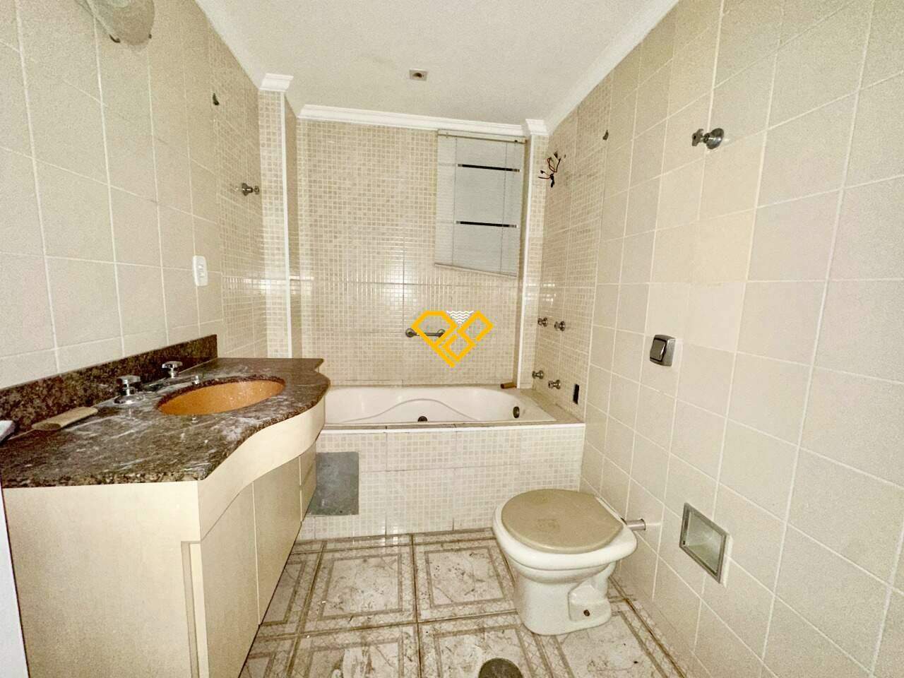 Apartamento à venda no Pompéia: Wc social
