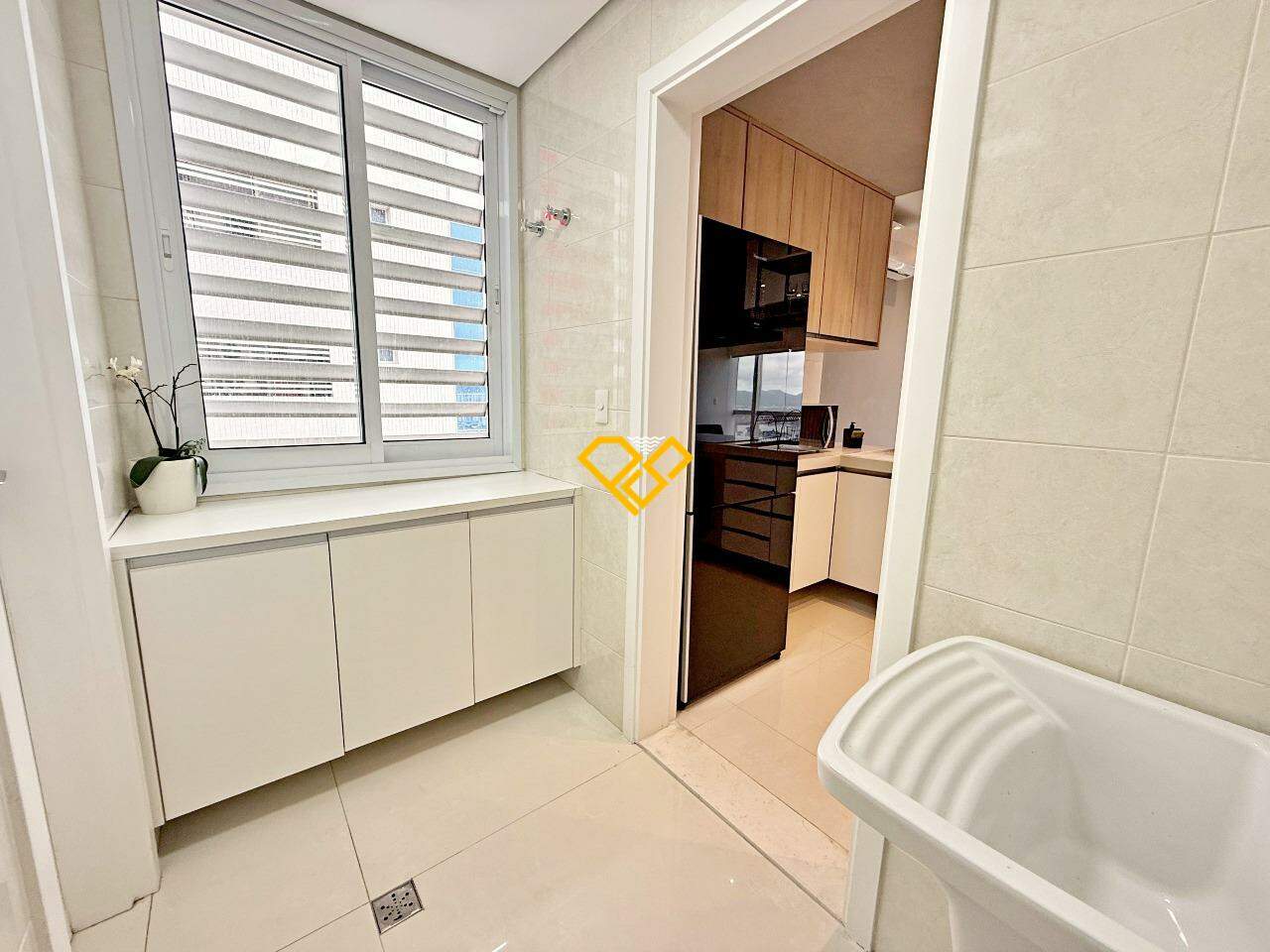 Apartamento para aluguel no Aparecida: Área de serviço