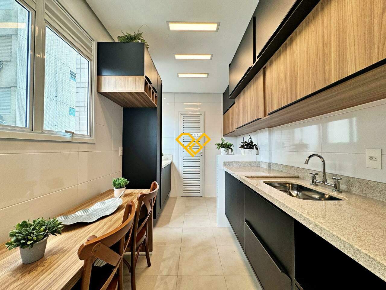 Apartamento à venda no José Menino: Cozinha