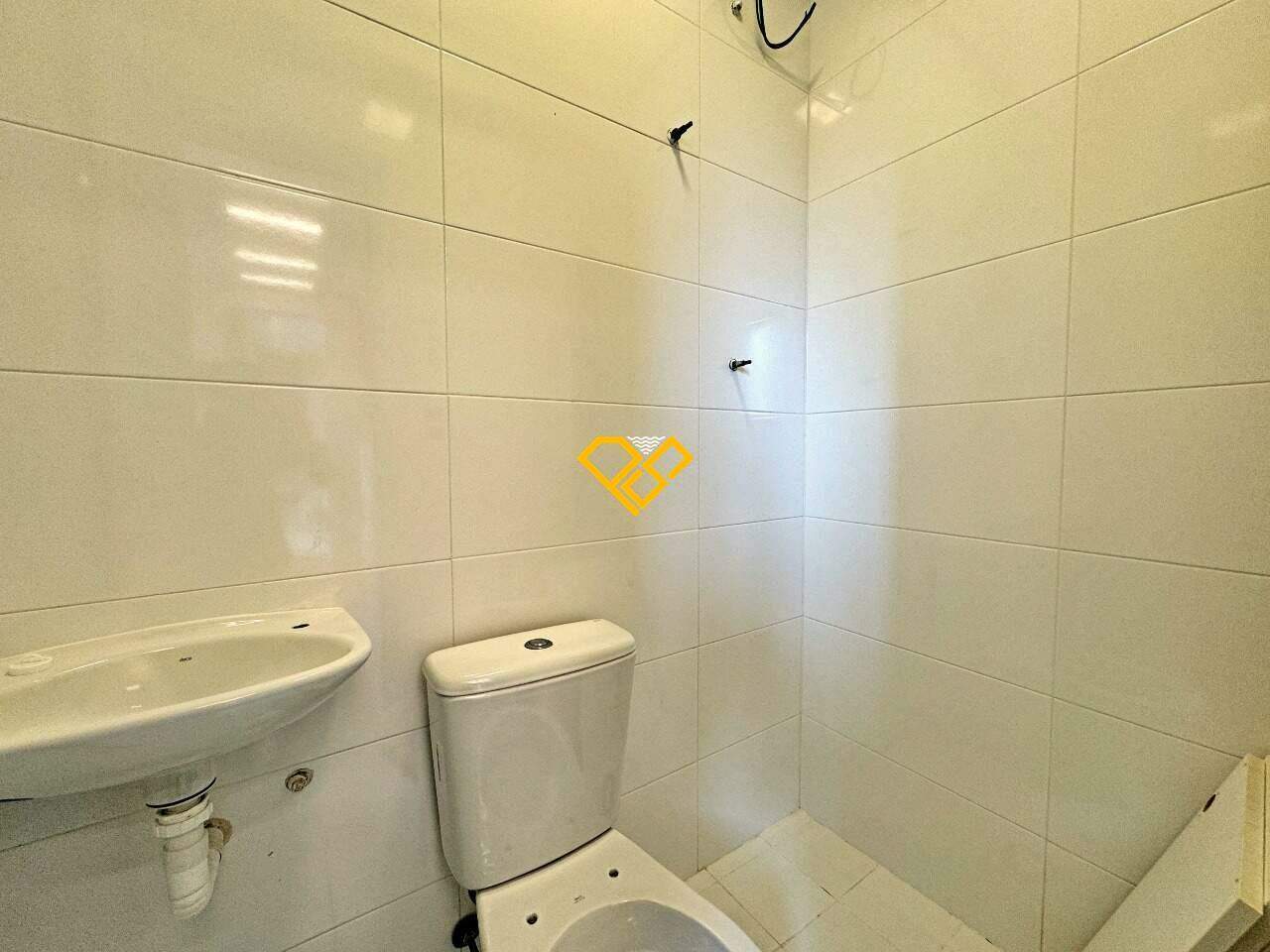 Apartamento à venda no José Menino: Wc de serviço