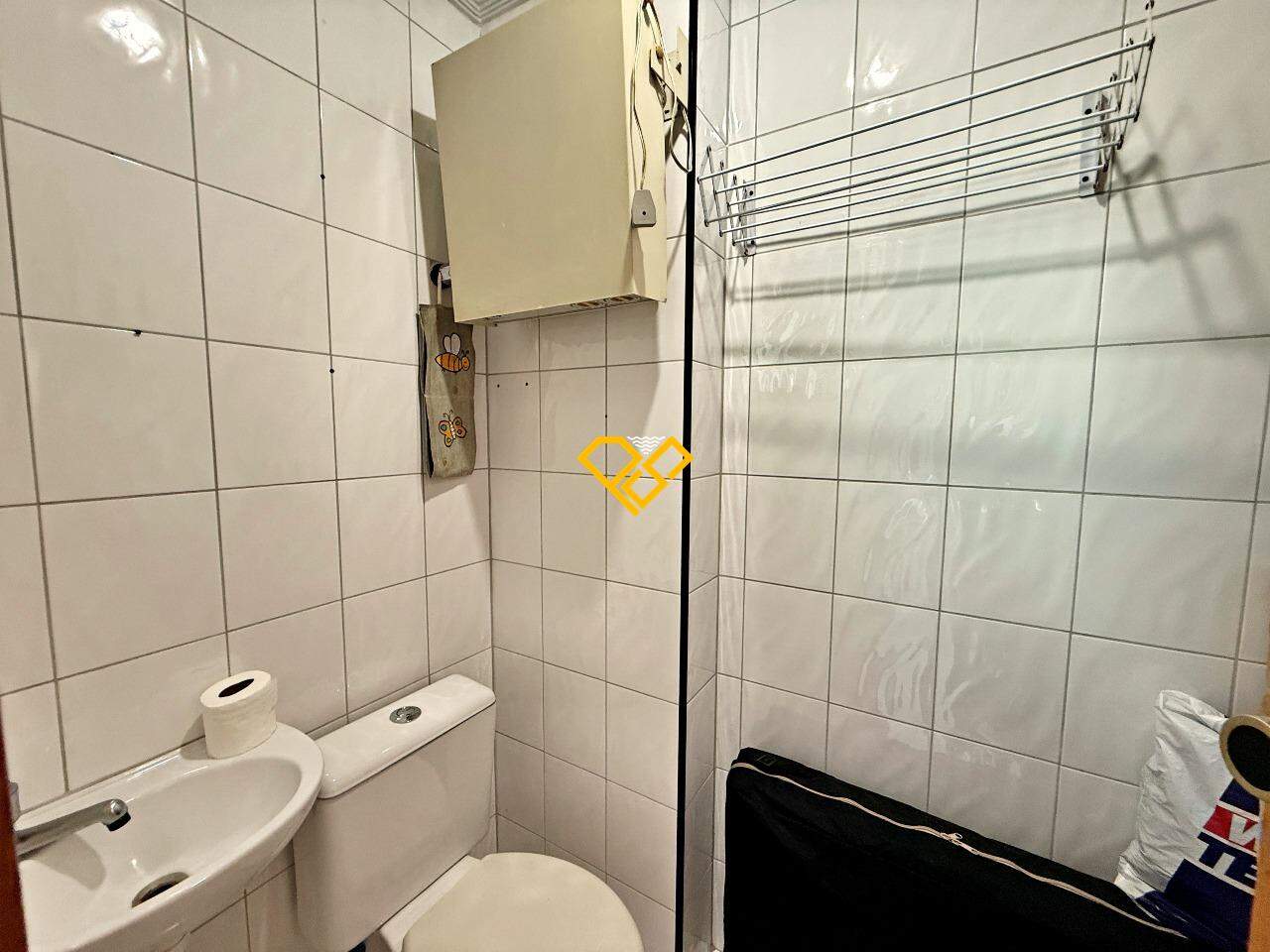 Apartamento à venda no Embaré: Wc de serviço