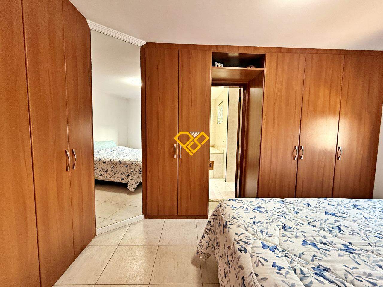 Apartamento à venda no Embaré: Dormitório 1 - suíte