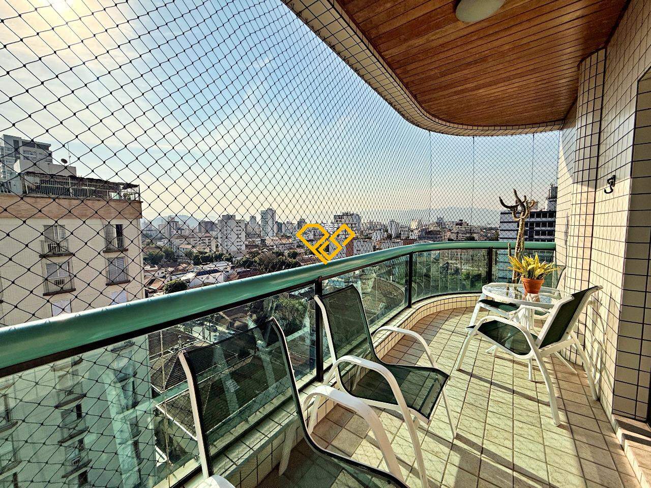 Apartamento à venda no Embaré: Varanda