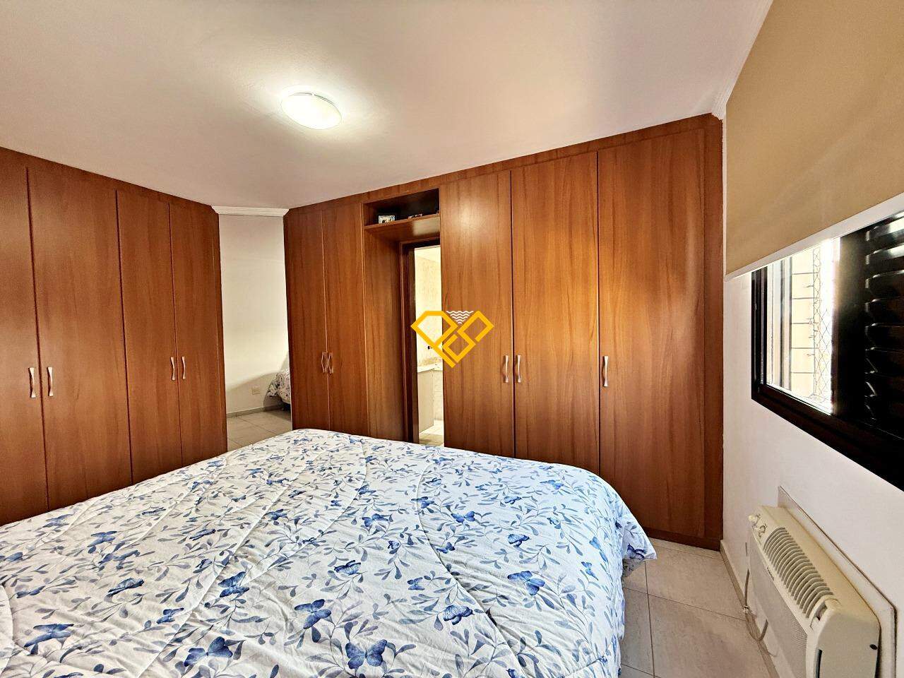 Apartamento à venda no Embaré: Dormitório 1 - suíte