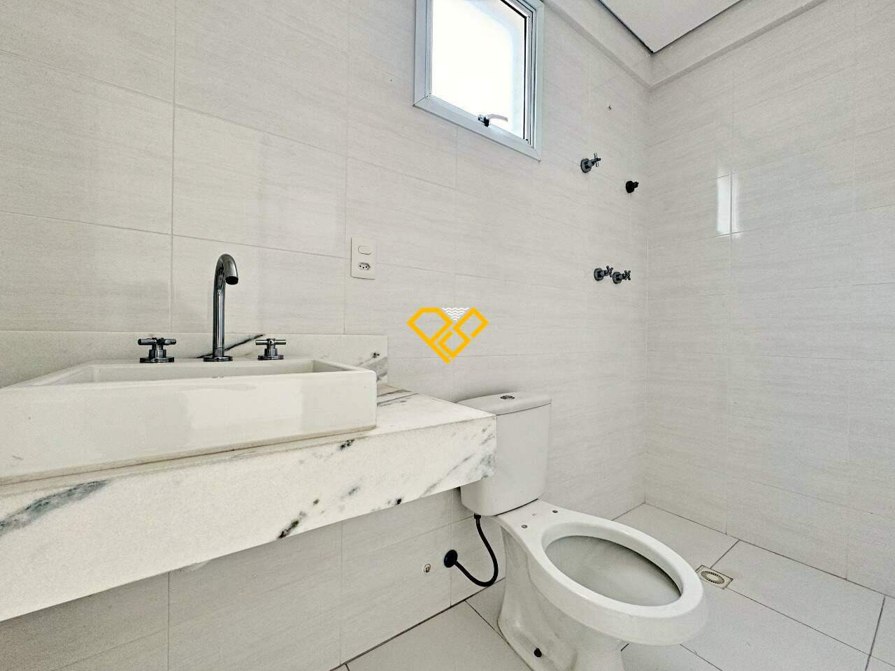 Apartamento à venda no José Menino: Wc suíte 2