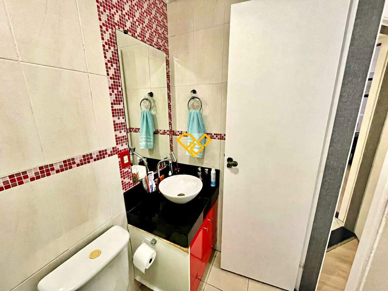 Apartamento à venda no Aparecida: Wc suíte