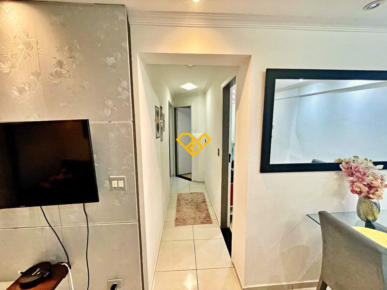 Apartamento à venda no Aparecida: Corredor da área íntima