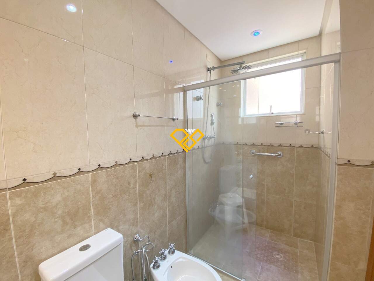 Apartamento à venda no Gonzaga: Wc suíte 2