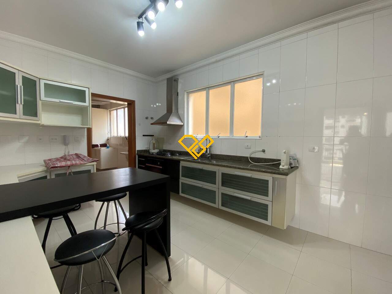 Apartamento à venda no Gonzaga: Cozinha