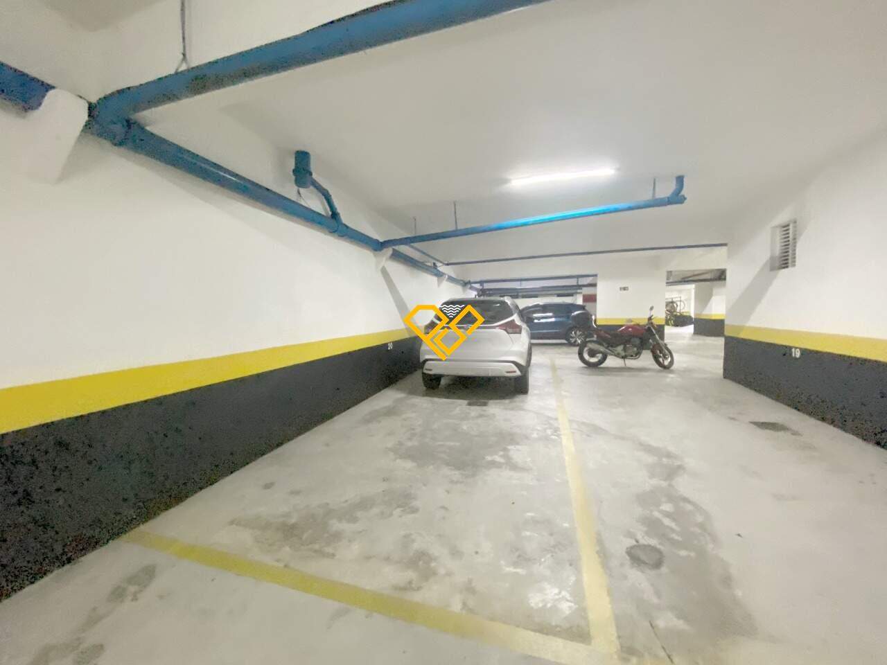 Apartamento à venda no Gonzaga: Garagem