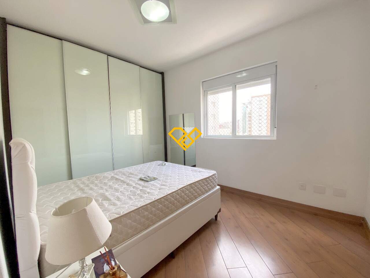 Apartamento à venda no Gonzaga: Suíte 1