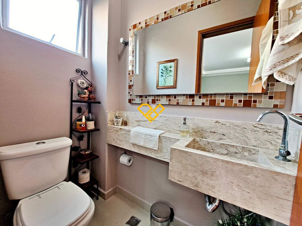 Sobrado à venda no Gonzaga: Lavabo