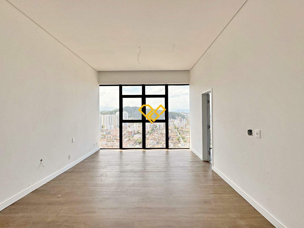 Cobertura à venda no José Menino: 