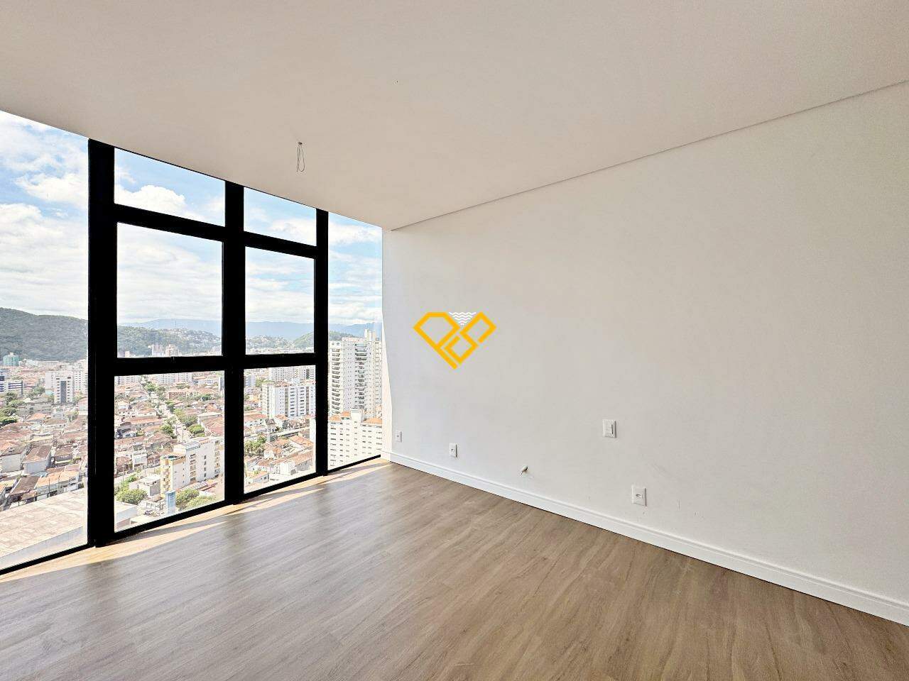 Cobertura à venda no José Menino: 