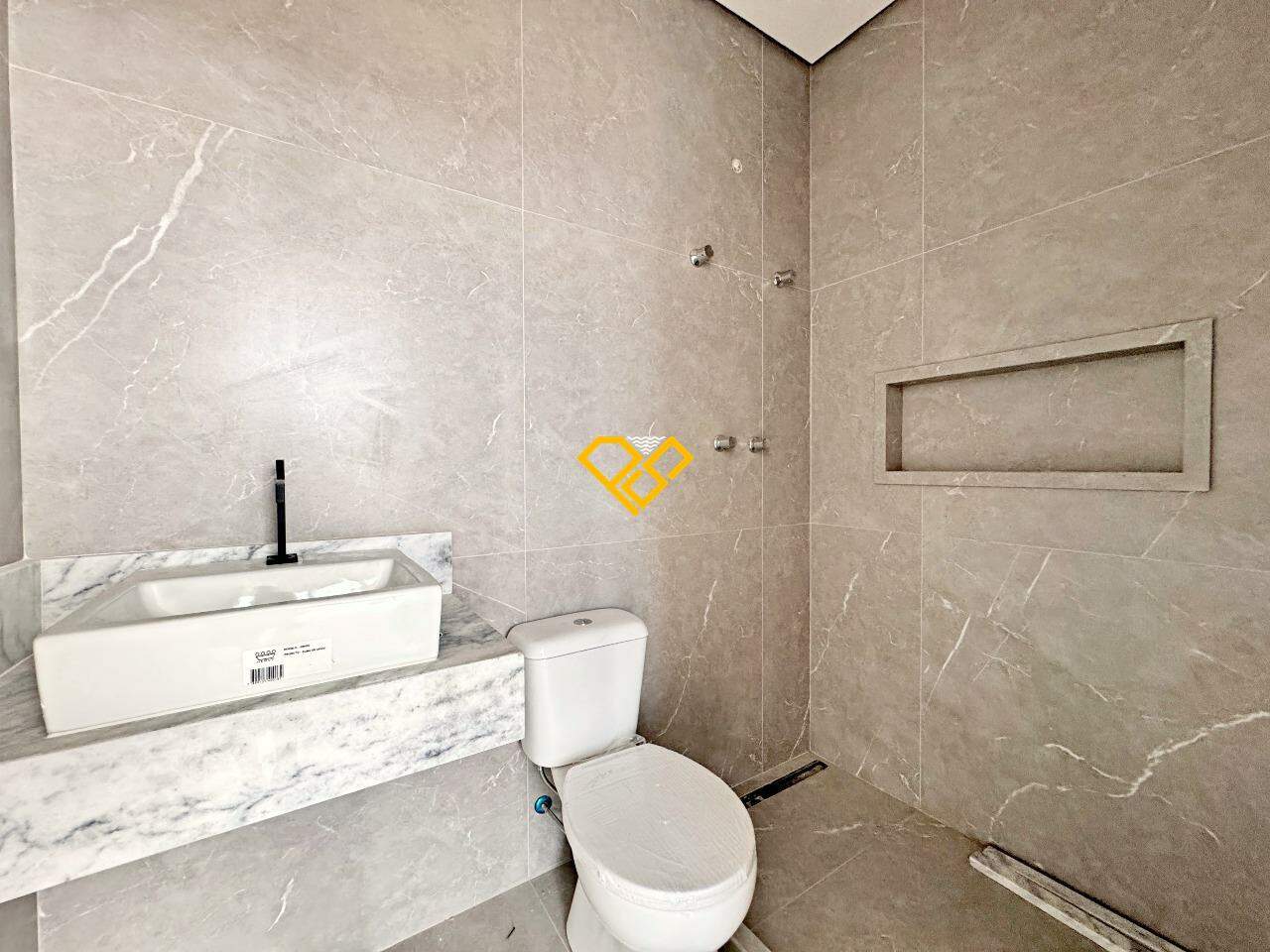 Cobertura à venda no José Menino: 