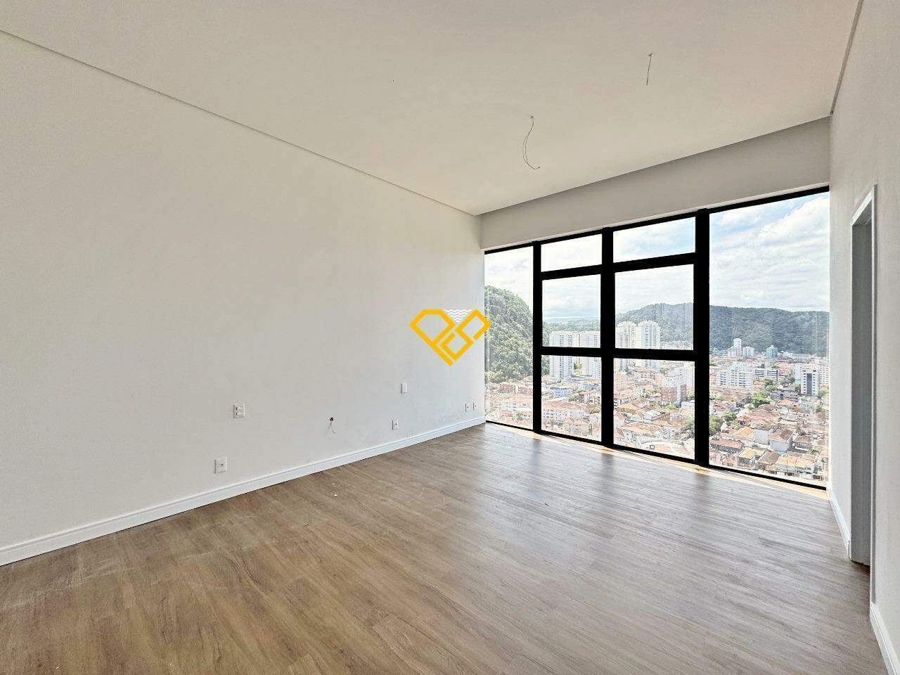 Cobertura à venda no José Menino: 