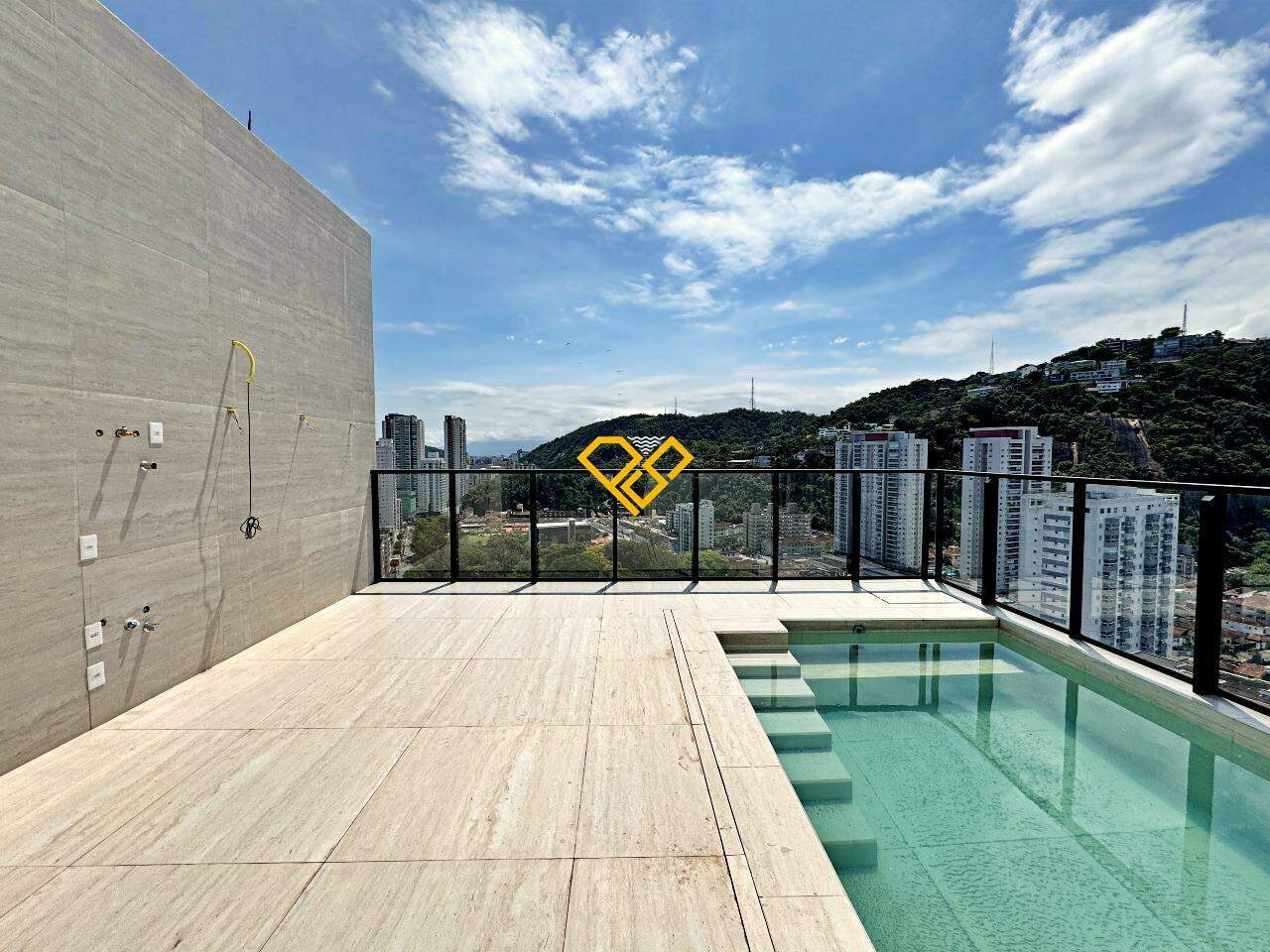 Cobertura à venda no José Menino: 