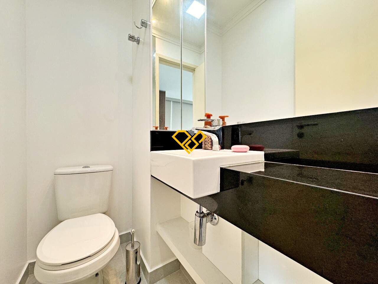 Apartamento à venda no Gonzaga: Lavabo