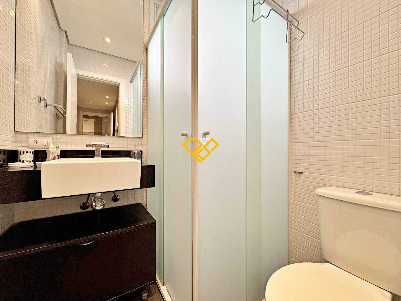 Apartamento à venda no Gonzaga: Wc social