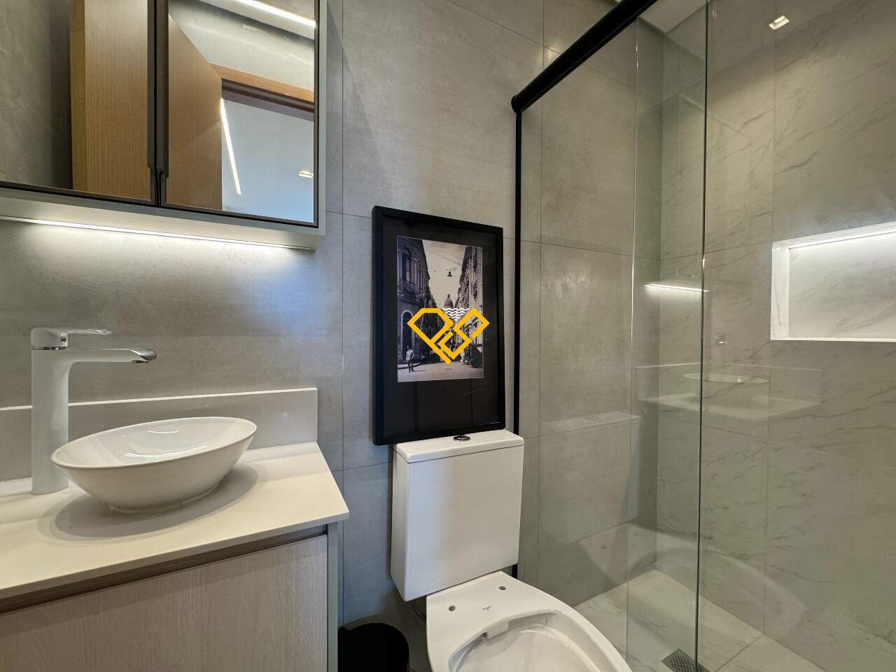 Apartamento à venda no Ponta da Praia: Wc suíte