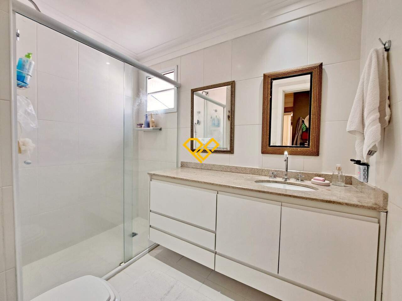 Apartamento à venda no Embaré: Wc suíte 1 master