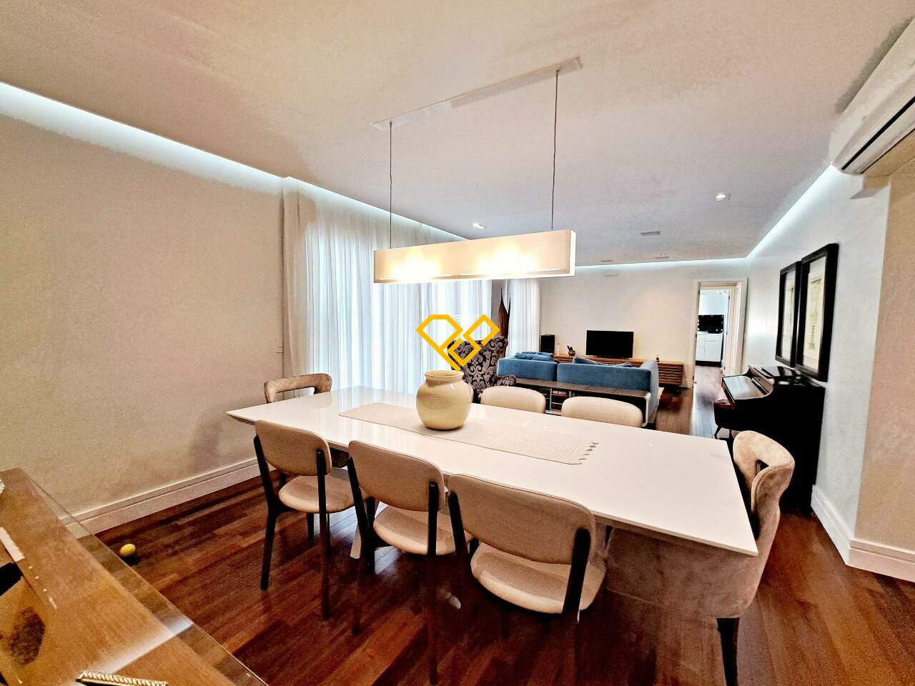 Apartamento à venda no Embaré: Sala