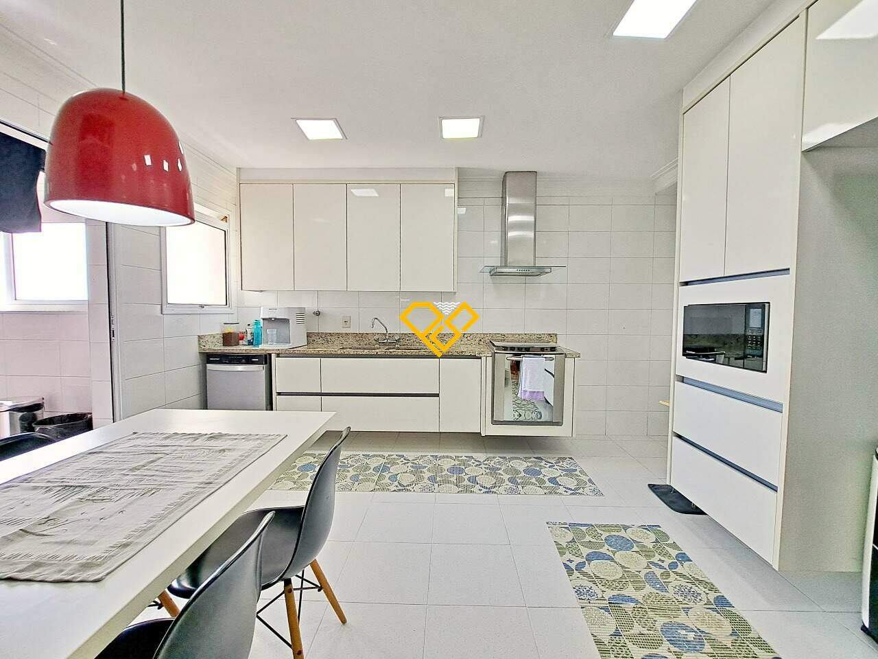 Apartamento à venda no Embaré: Cozinha