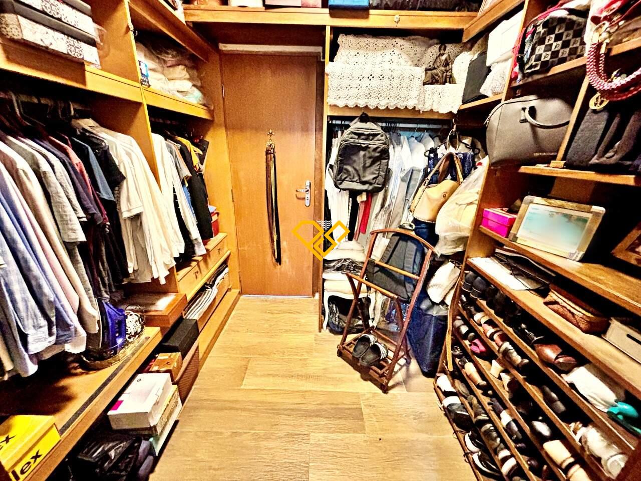 Apartamento à venda no Boqueirão: Closet