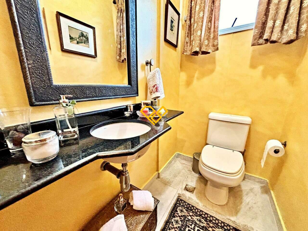 Apartamento à venda no Boqueirão: Lavabo