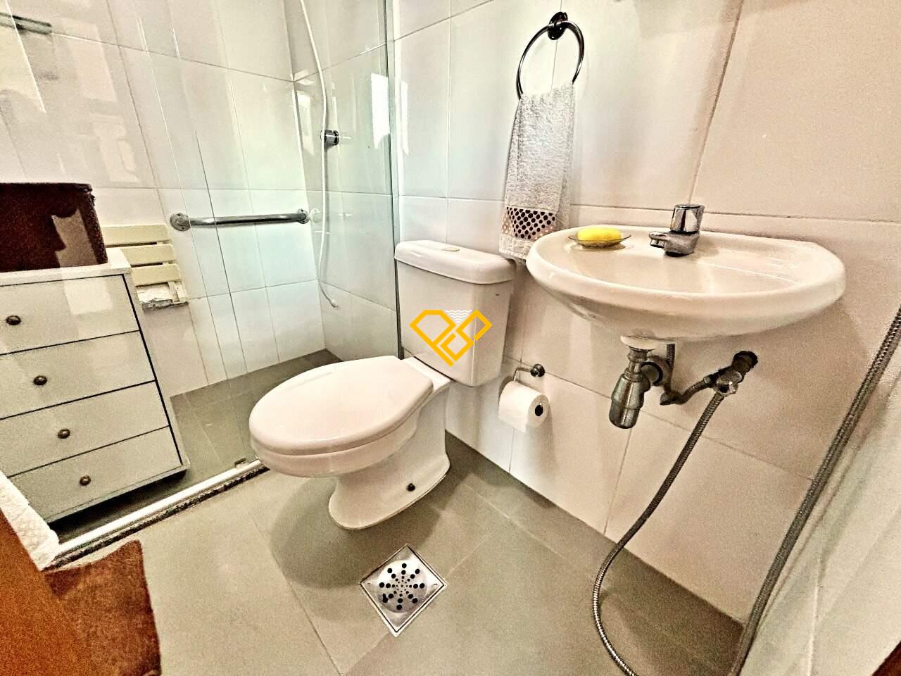 Apartamento à venda no Boqueirão: Wc de serviço