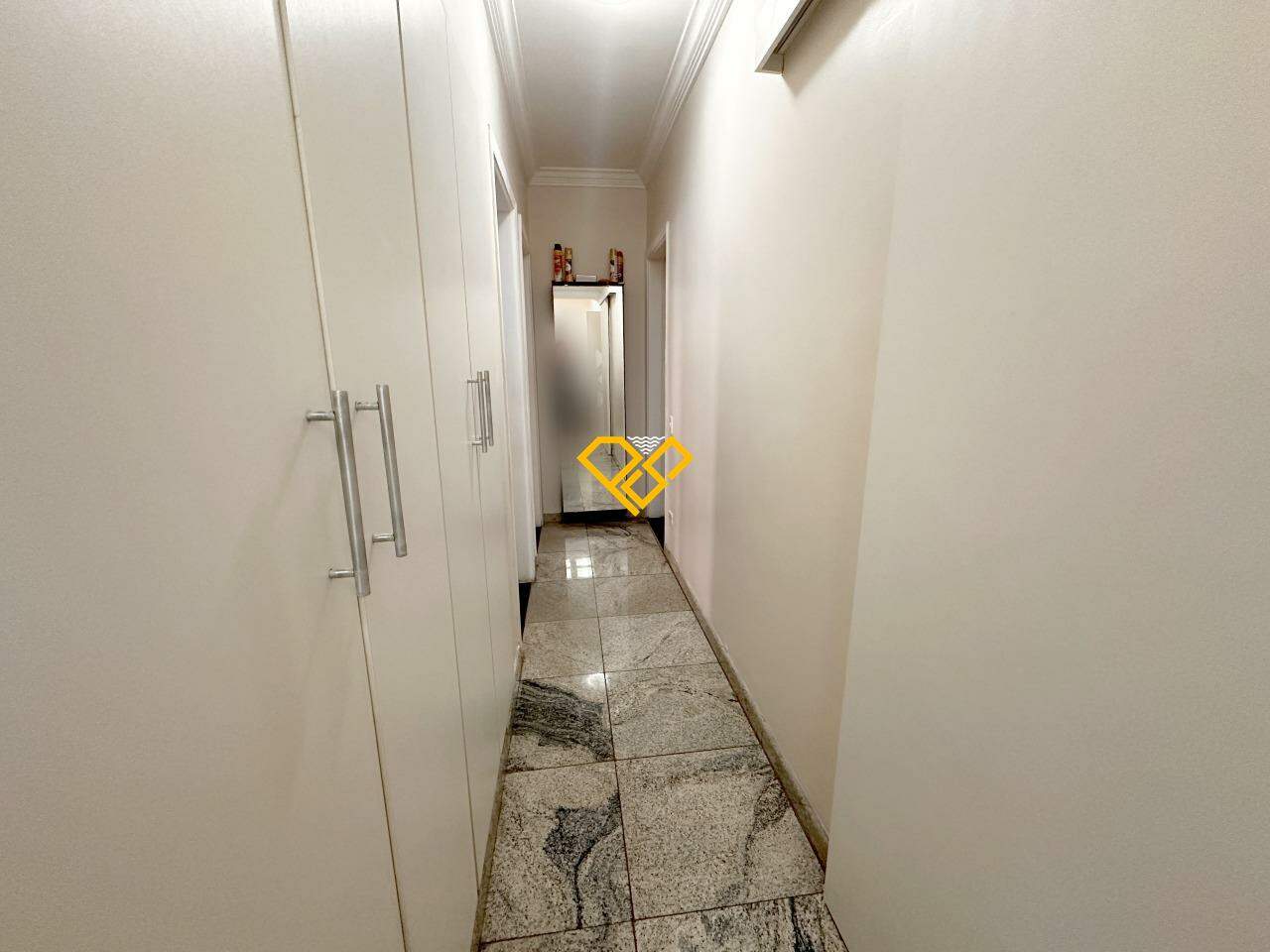 Apartamento à venda no Embaré: 