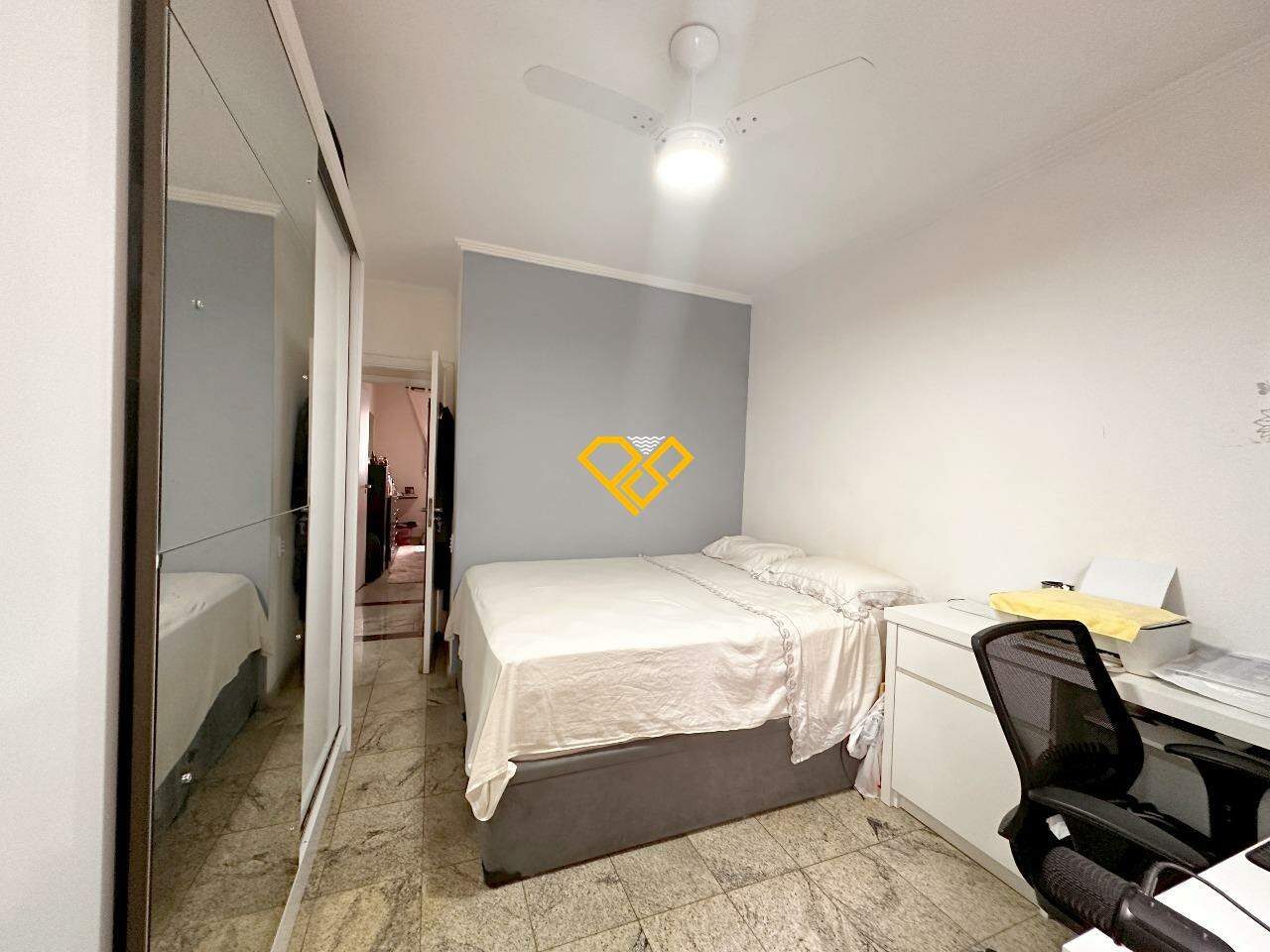 Apartamento à venda no Embaré: Dormitório 2 - suíte