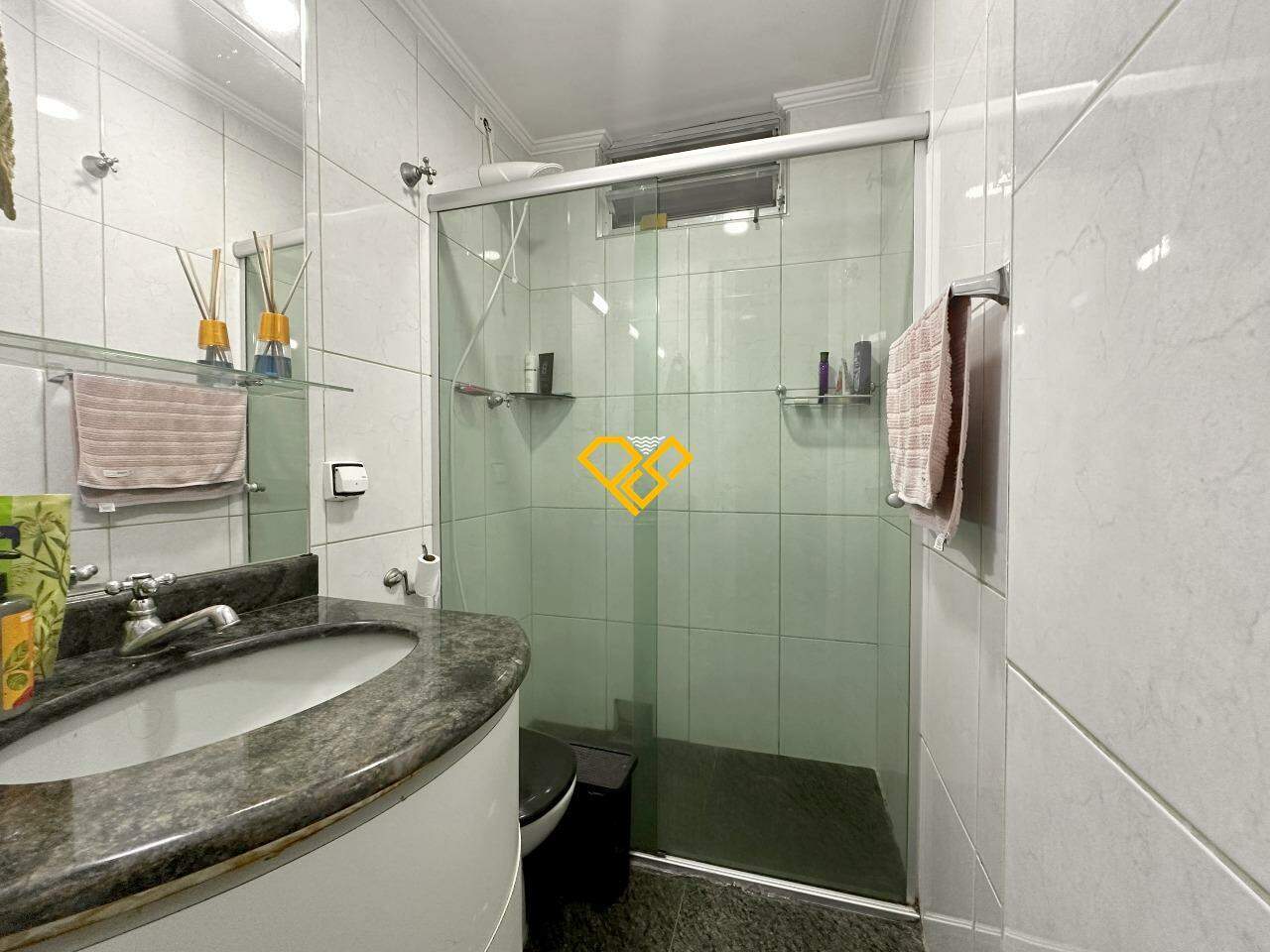 Apartamento à venda no Embaré: Wc social