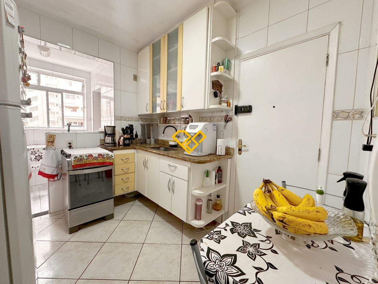 Apartamento à venda no Embaré: Cozinha