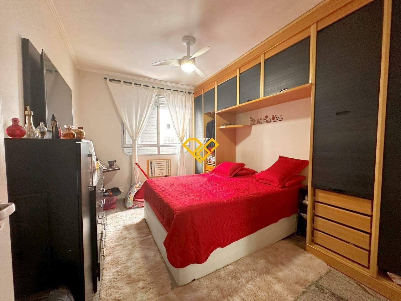 Apartamento à venda no Embaré: Dormitório 1 - suíte