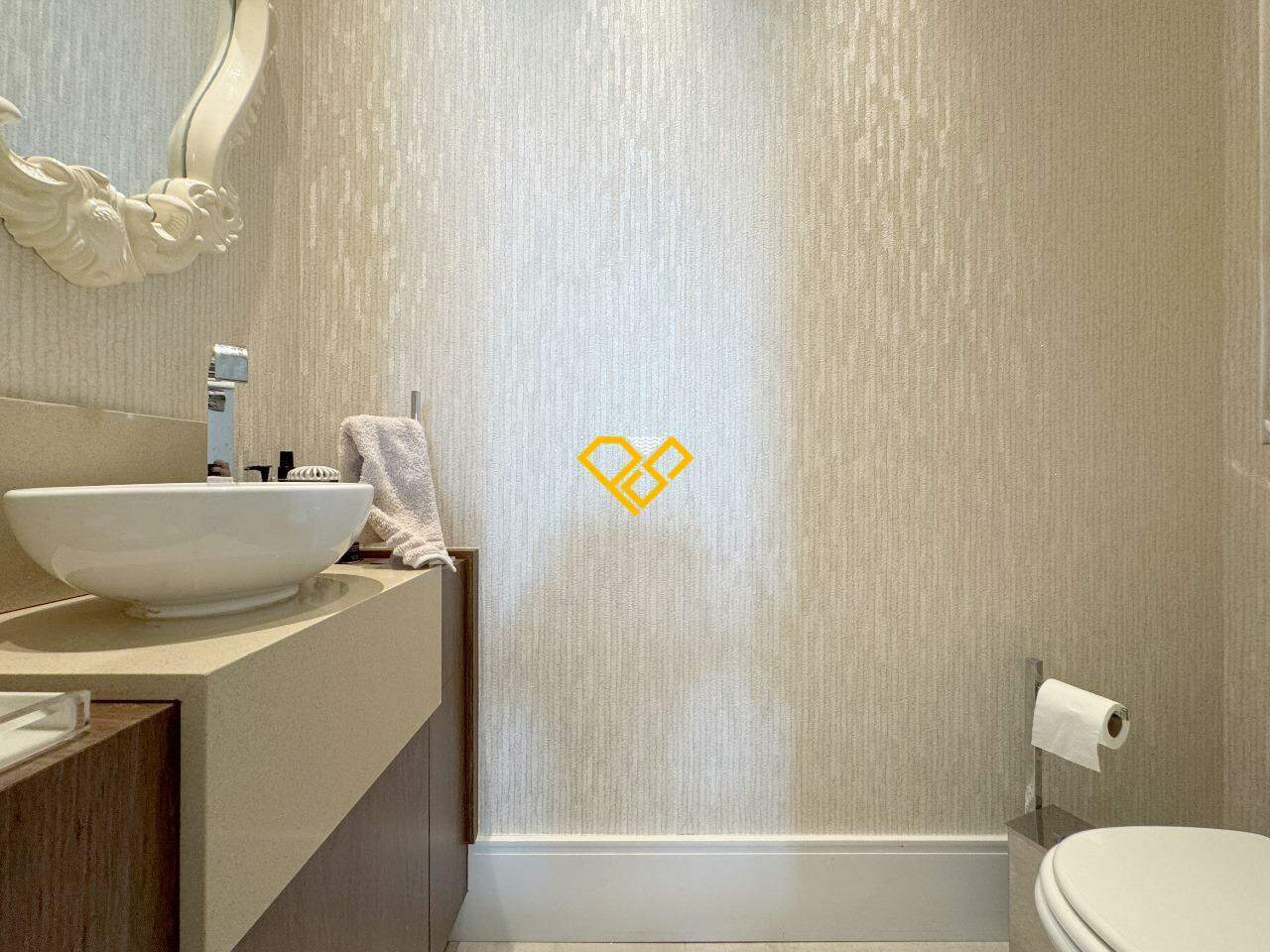 Apartamento à venda no Embaré: Lavabo