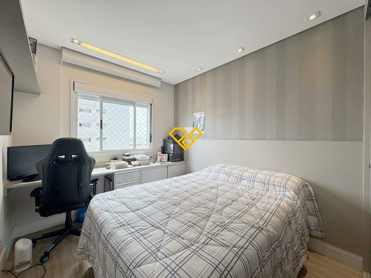 Apartamento à venda no Embaré: Suíte 3