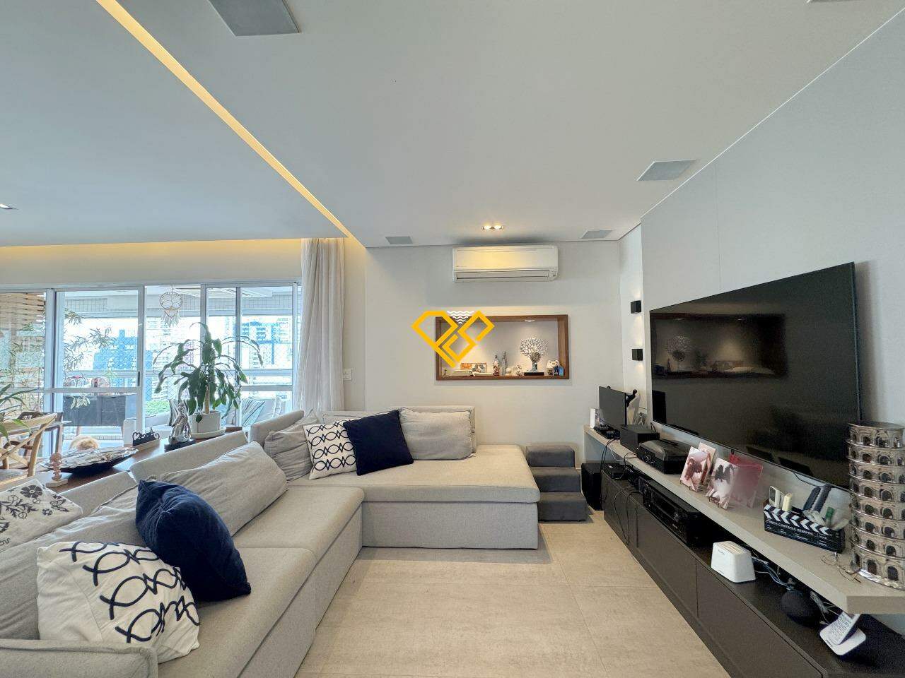 Apartamento à venda no Embaré: Sala